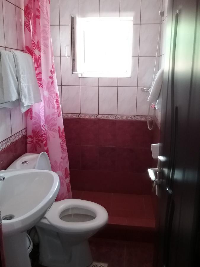Pensiune Restaurant Sfinx Busteni Ruang foto